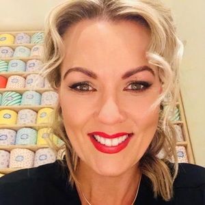 Meet your Posher, Renee